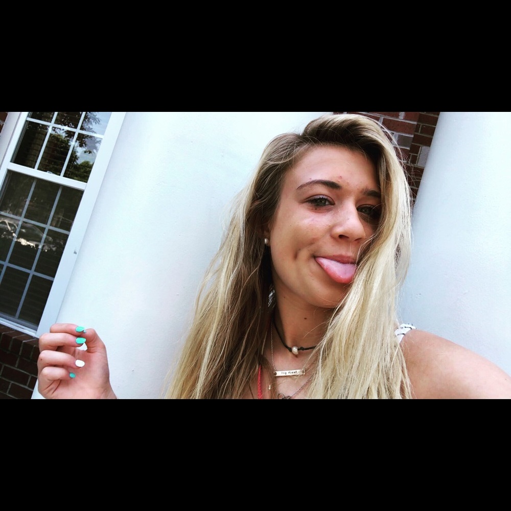 Meet your Posher, Brianna